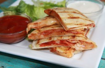 Pepperoni Pizza Quesadilla- Lunch Time!!