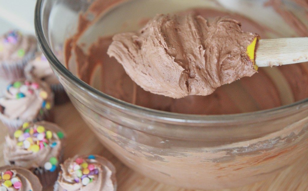 whipped chocolate buttercream frosting recipe
