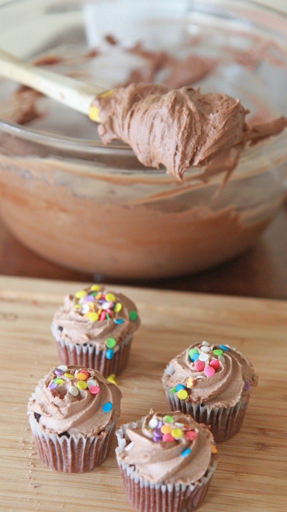 whipped chocolate buttercream frosting recipe