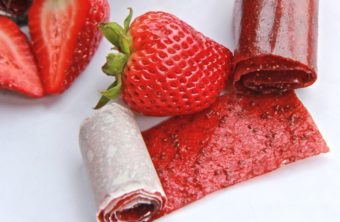 Homemade Strawberry Fruit Rollup (Fruit Leather)
