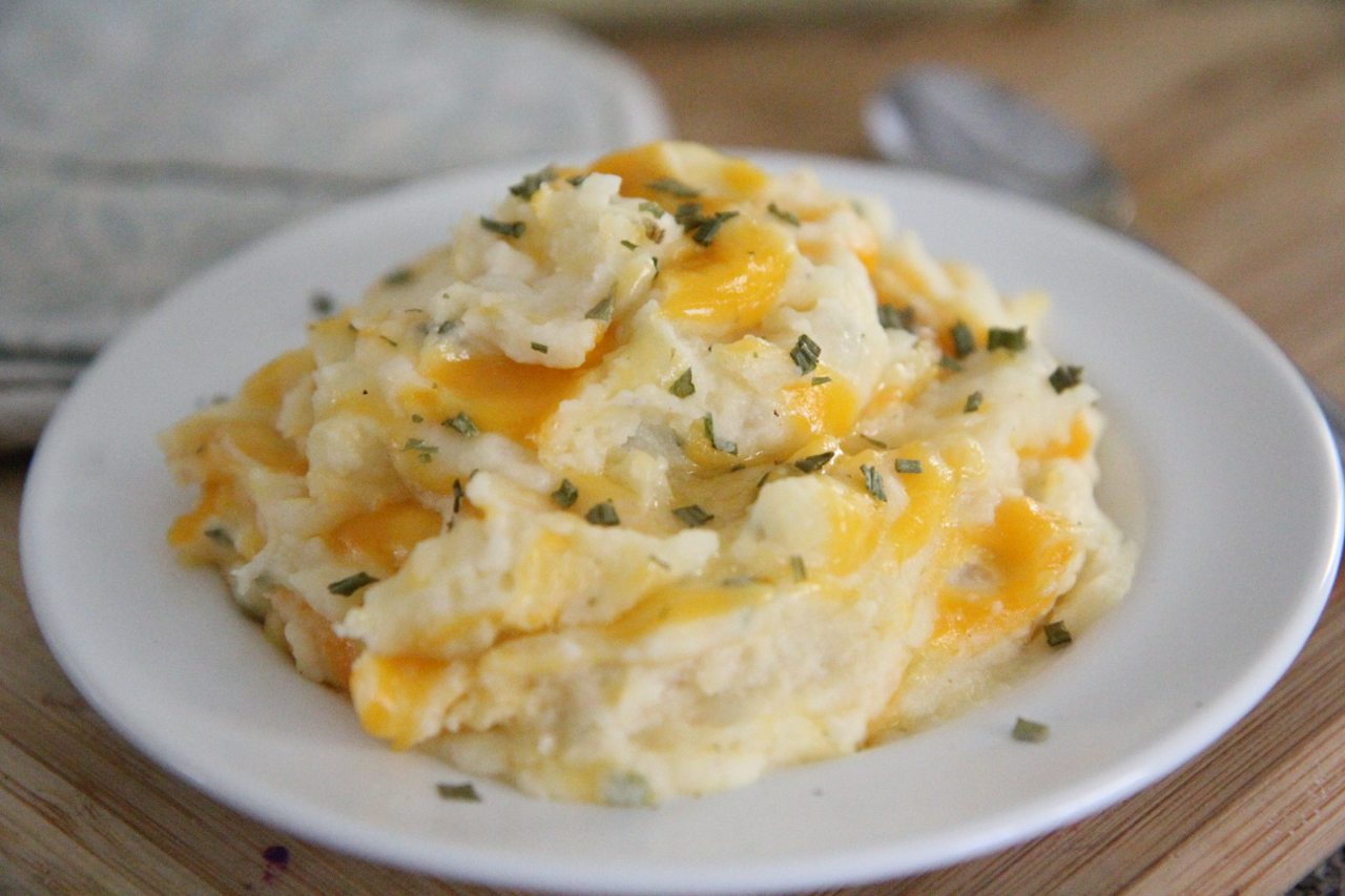 cheddar garlic mashed potatoes