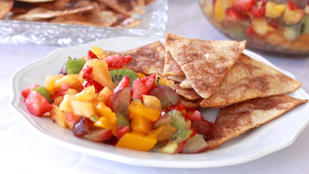 Fruit Salsa Cinnamon Tortilla Chips Recipe