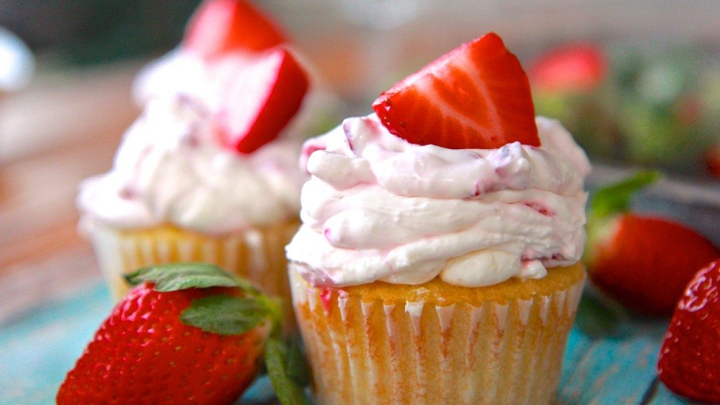 strawberry shortcake cupcakes recipes