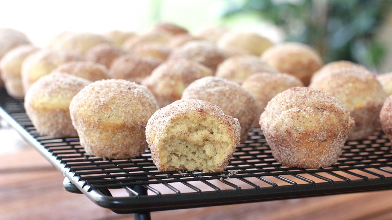 easy cinnamon sugar doughnut muffins recipe