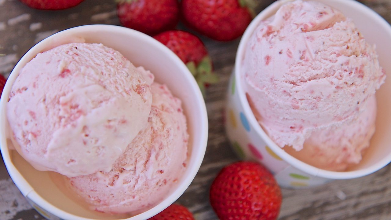 best homemade strawberry ice cream recipe