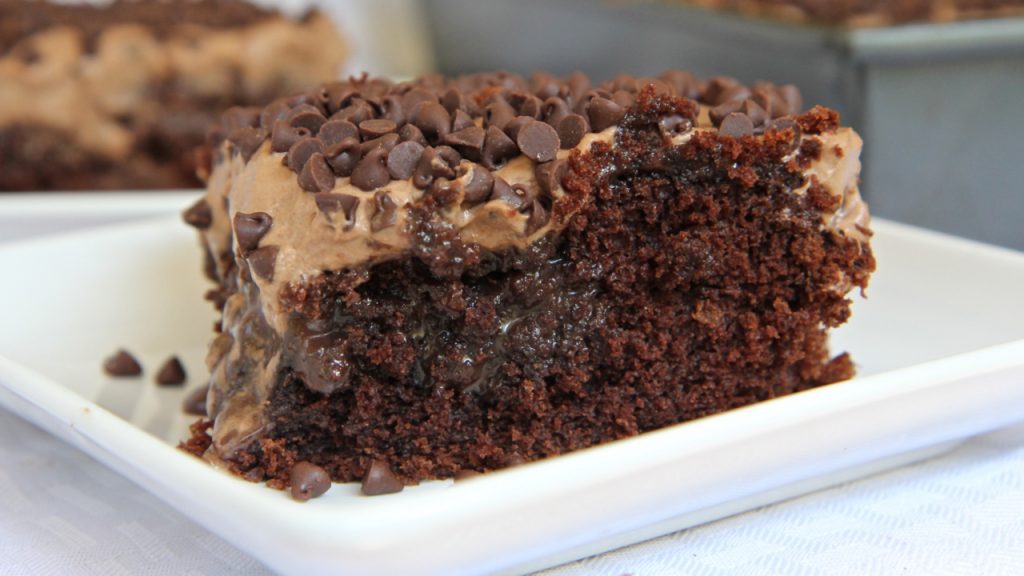 homemade-chocolate-poke-cake