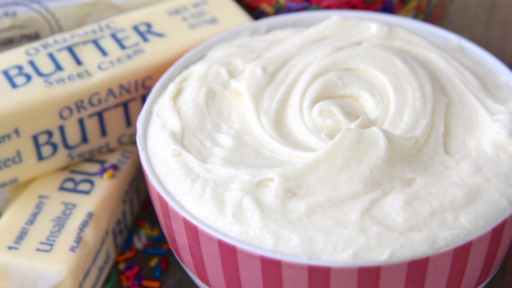 easy carrot cake cream cheese frosting