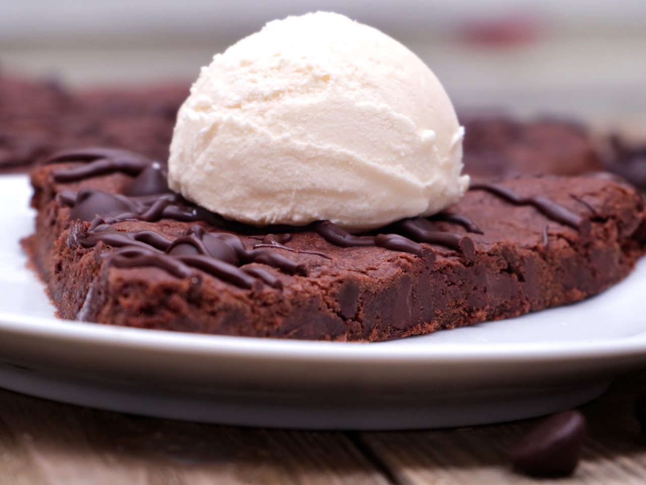 Giant Chocolate Cookie