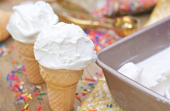 Homemade Creamy Vanilla Ice Cream