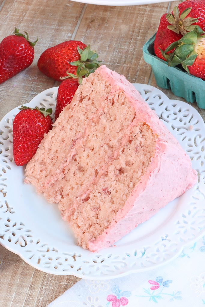 simple fresh strawberry cake recipe