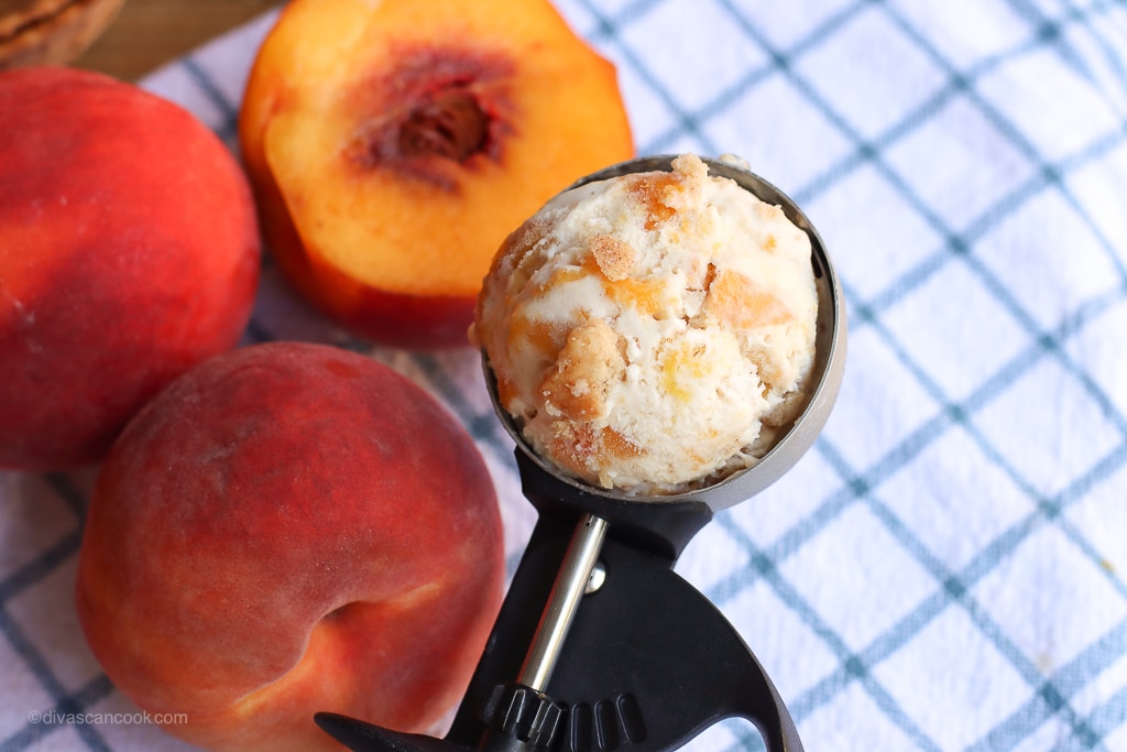 easy peach cobbler ice cream