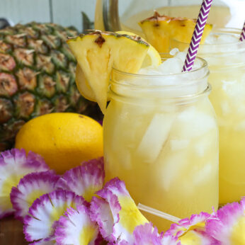 natural pineapple lemonade