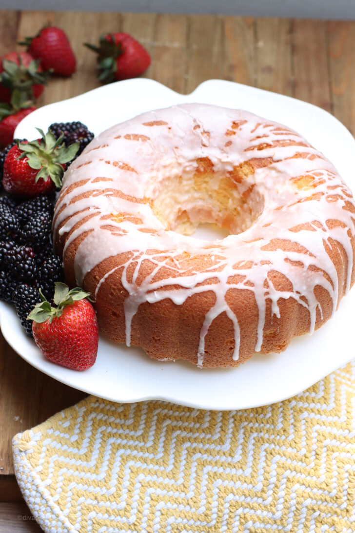 The BEST Million Dollar Pound Cake Recipe So Moist And Fluffy the-best-million-dollar-pound-cake-recipe-so-moist-and-fluffy