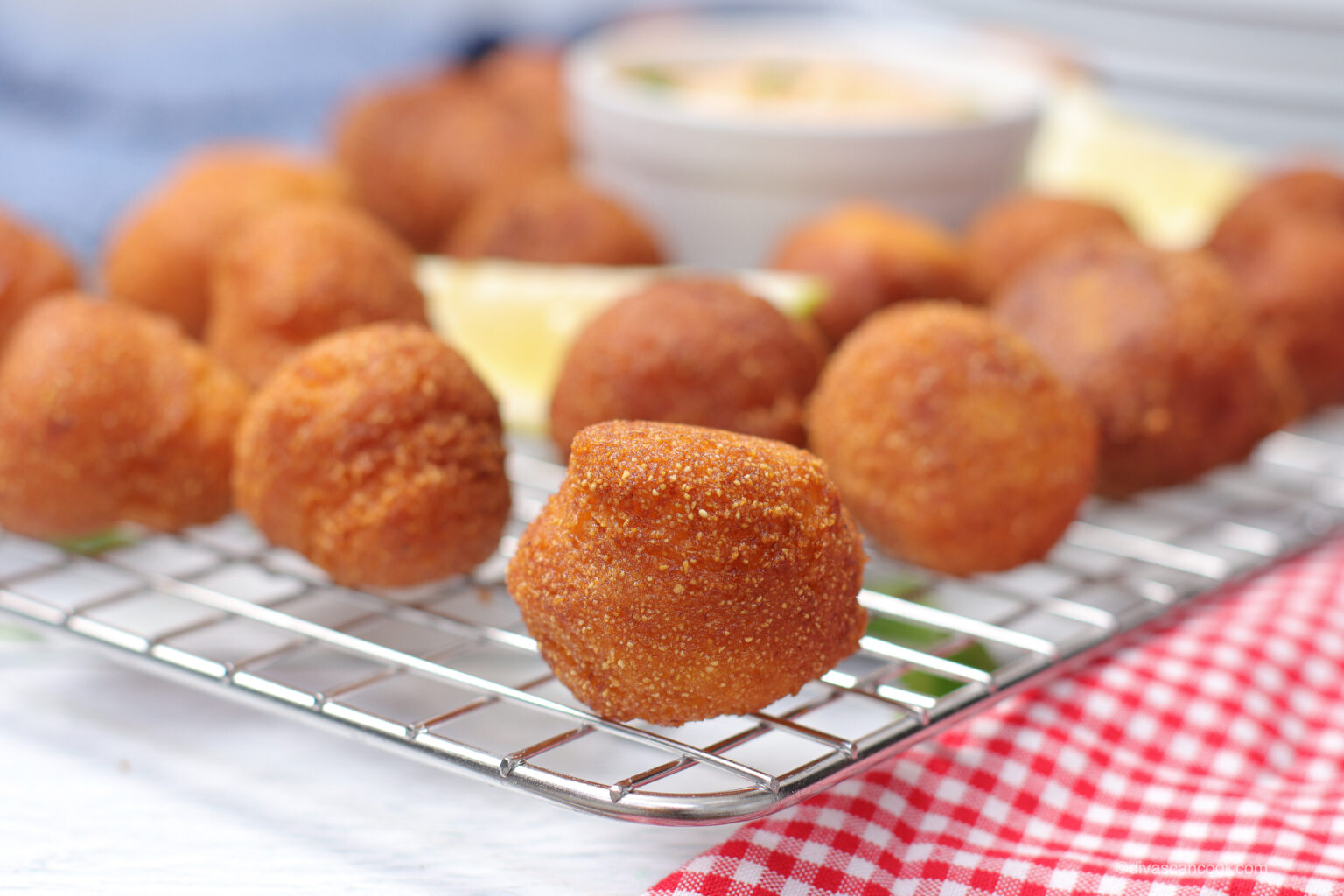 Buttermilk Southern Hush Puppies Recipe (Easy, Crunchy, Tender)