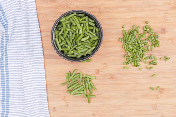 snapping green beans